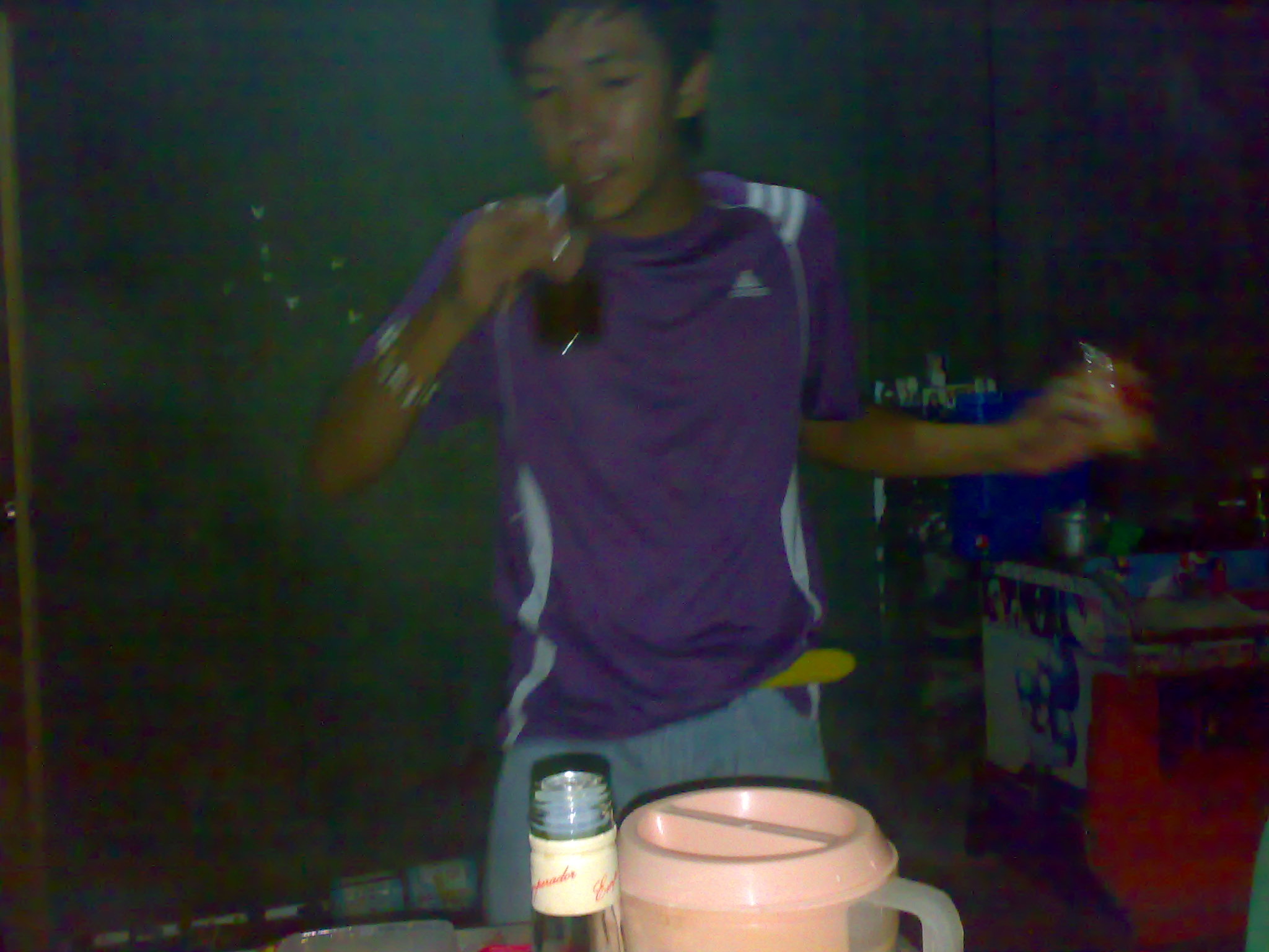 Ampon q